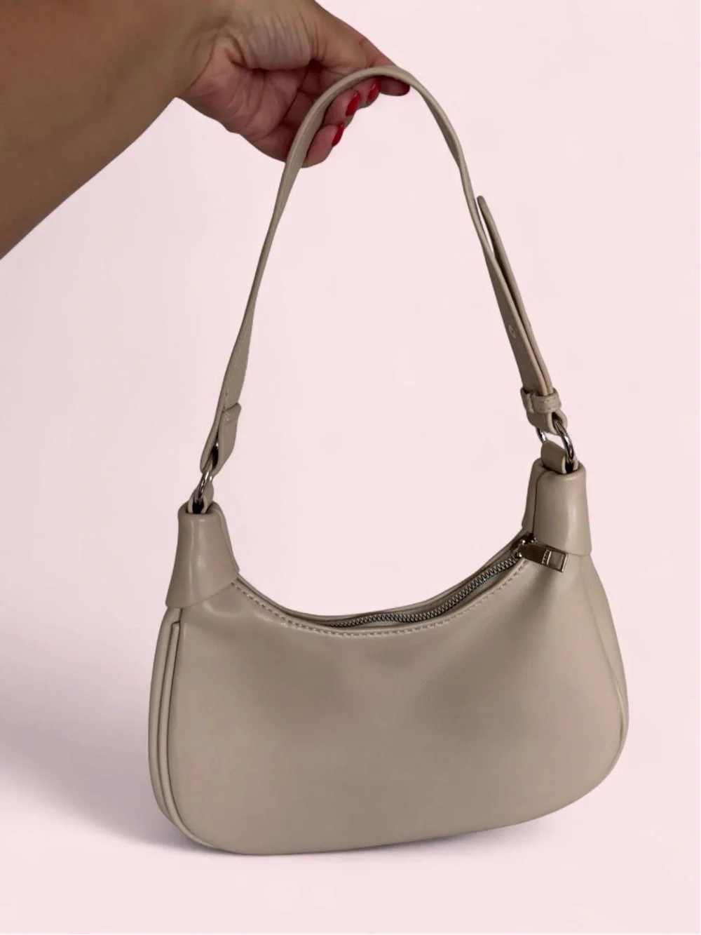 Minimalist Taupe Shoulder Bag - Sleek Everyday Hobo